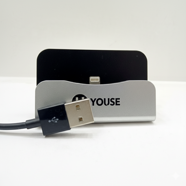 STAND DE CARGA LIGHTNING 8PIN 