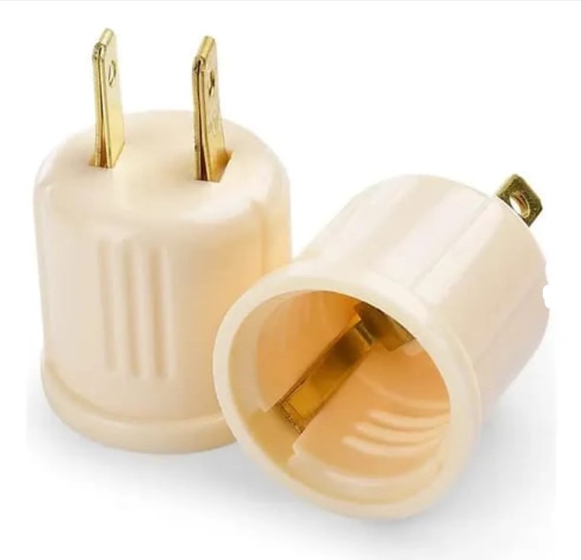 ADAPTADOR DE TOMACORRIENTE A ROSCA DE FOCO