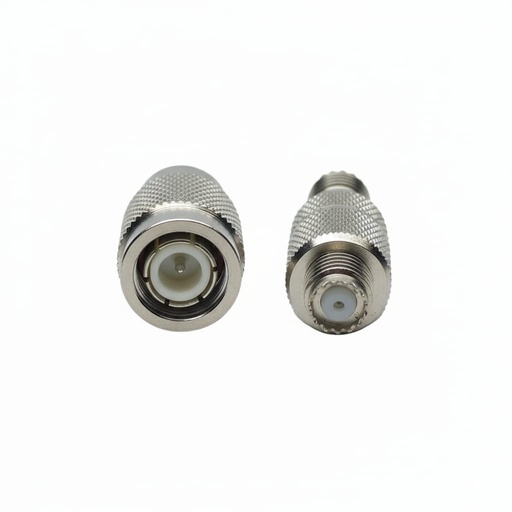 [01043] ADAPTADOR MINIUHF H A TNC M