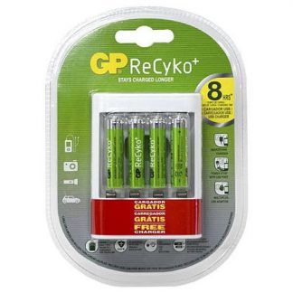 [25711] CARGADOR USB DE BATERIAS AA Y AAA +4 BATERIAS GP